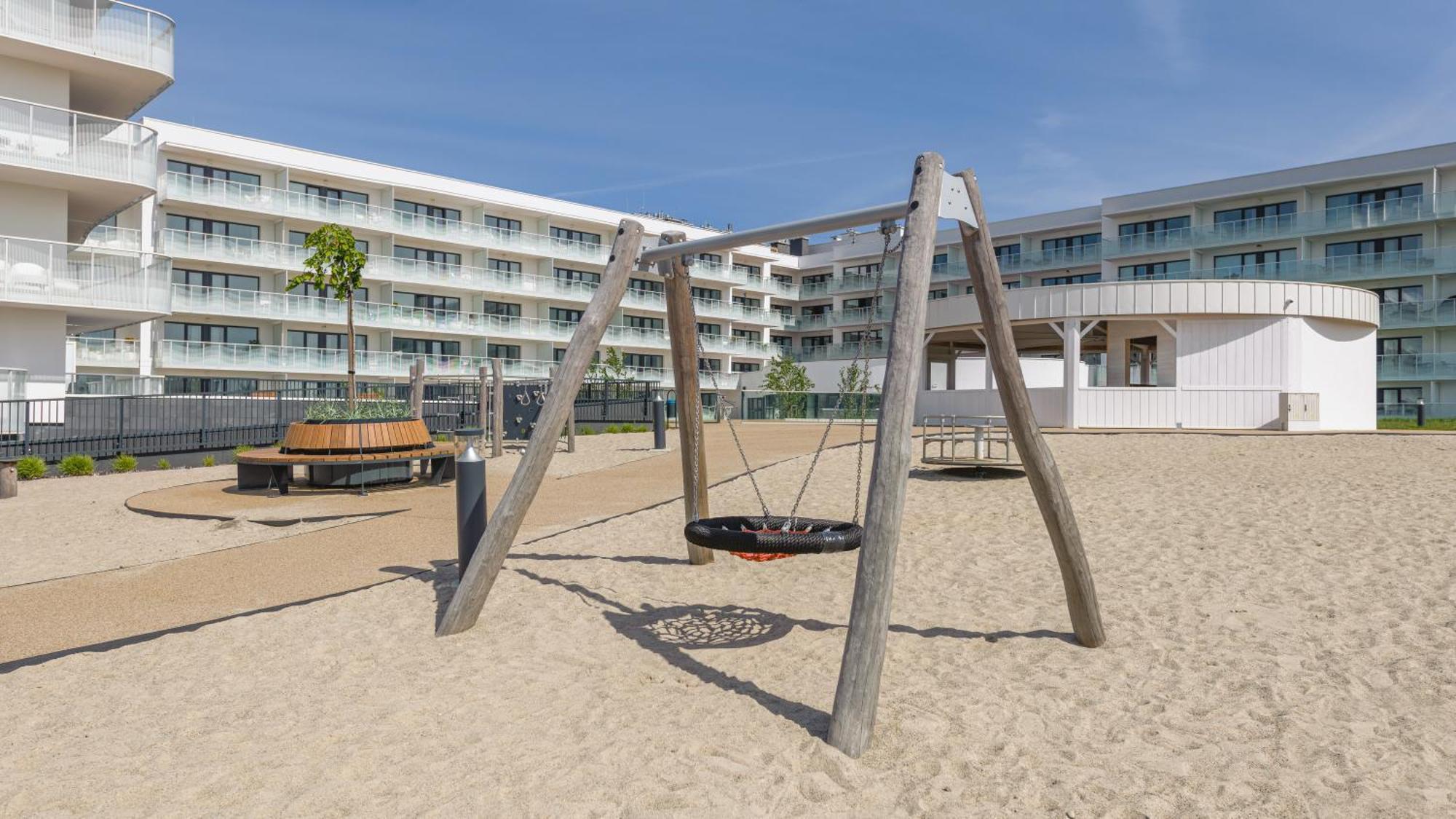 Apartament Lux Tukan B003, Polanki Aqua - Holiday City Kolobrzeg Exterior photo